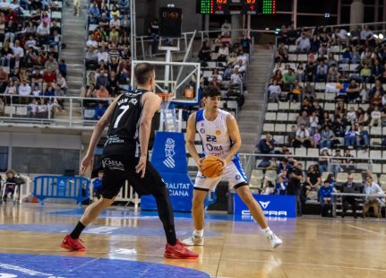 Marcos García jugará cedido en el Ciudad Molina Basket la próxima temporada Marcos García jugará cedido en el Ciudad Molina Basket la próxima temporada