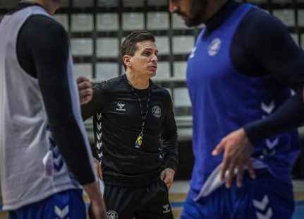 Rueda de prensa previa de Rubén Perelló al Fibwi Mallorca Bàsquet Rueda de prensa previa de Rubén Perelló al Fibwi Mallorca Bàsquet